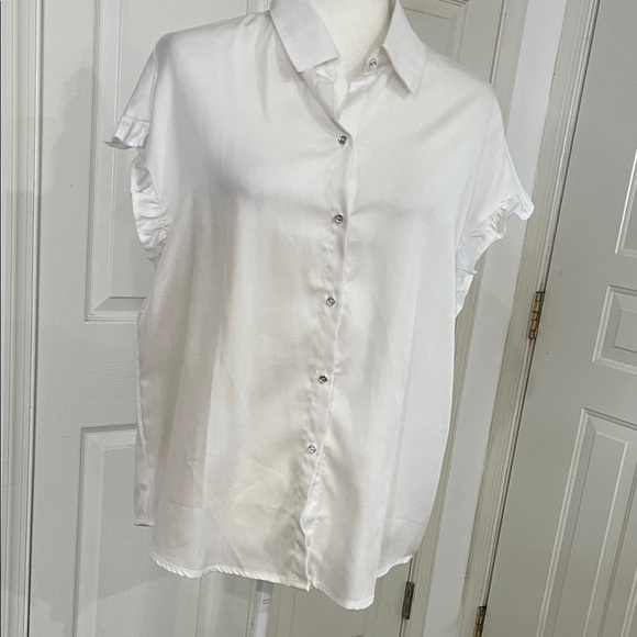 Hester & Orchard Women's Classic White Button-Up Blouse size M - Picture 1 of 7